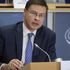 L'Eurogruppo torna a discutere gli eurobond. Ma Olanda e Merkel bocciano le obbligazioni europee