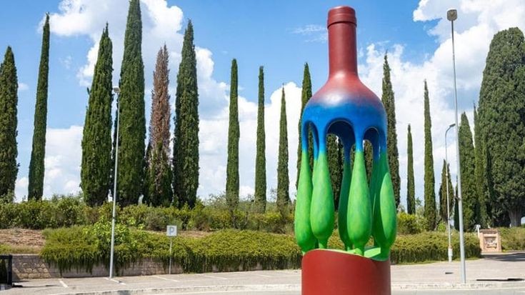 Arte, musica, teatro e vino: la Chianti Classico Fest fra concerti, bottiglie dipinte e degustazioni