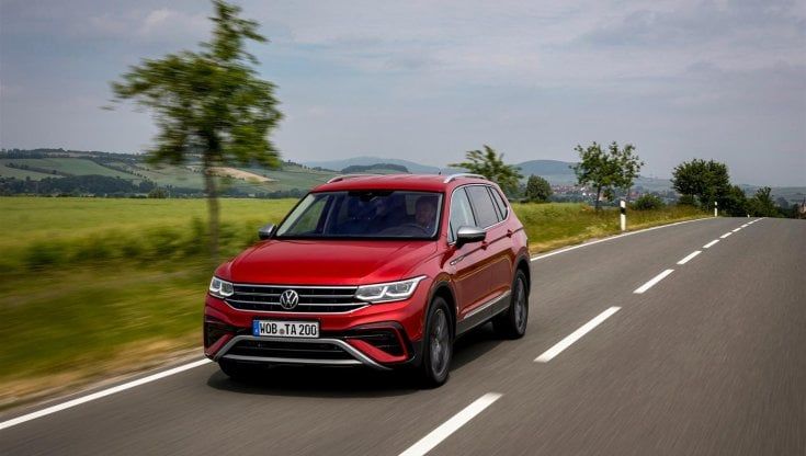 Volkswagen Tiguan, la Allspace si rinnova
