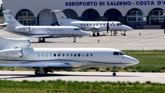 Patto tra aeroporti, la Regione salva lo scalo di Salerno 