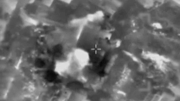 Israele colpisce strutture militari di Hezbollah in Libano