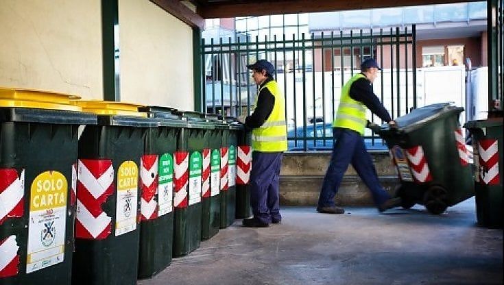 Torino, raccolta differenziata in ritardo: slitta di due anni l'obiettivo 2022