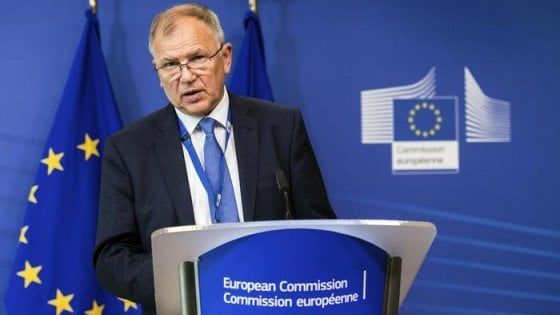Il commissario Ue alla Salute Andriukaitis: "Ora sui vaccini l’Italia è un esempio da seguire"