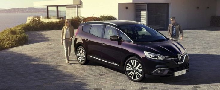 Renault Scenic Initiale Paris, ammiraglia formato famiglia