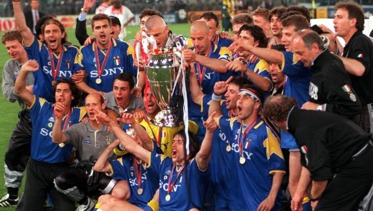 Juve, quella notte con l'Ajax dipinta di stelle: 25 anni fa l'ultimo trionfo in Champions