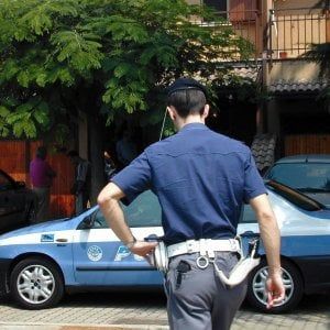 Rimini, arrestato contrabbandiere di sigarette: era ricercato per associazione mafiosa
