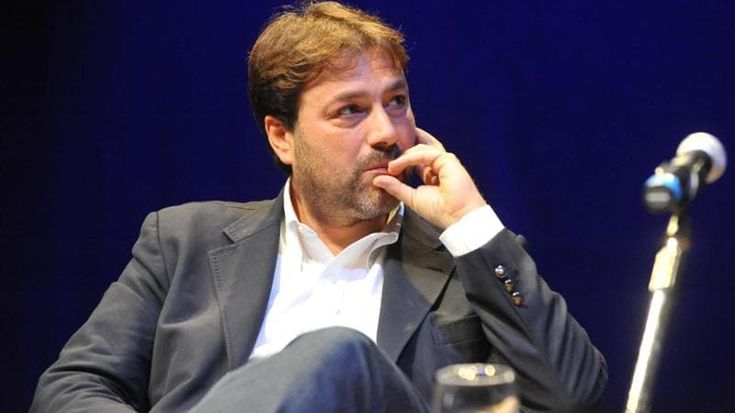 Montanari “chiama” M5S, Palagi e Del Re. Ma scatena veti incrociati. Tra Pd e Renzi guerra di sondaggi