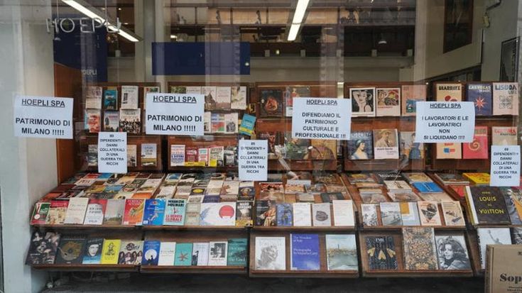 Andrea De Carlo: “Senza la Hoepli Milano perde una luce”