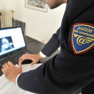 Pedofilia, &egrave; nella parte profonda e invisibile del web che si nascondono gli adescatori di bambini