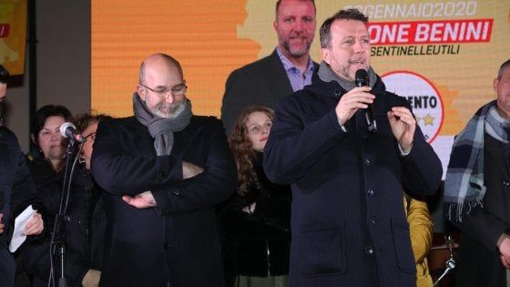 Elezioni regionali 2020, M5s destinati alla sparizione in Emilia Romagna e Calabria. Crimi: "Non ci arrendiamo, ma restiamo uniti"