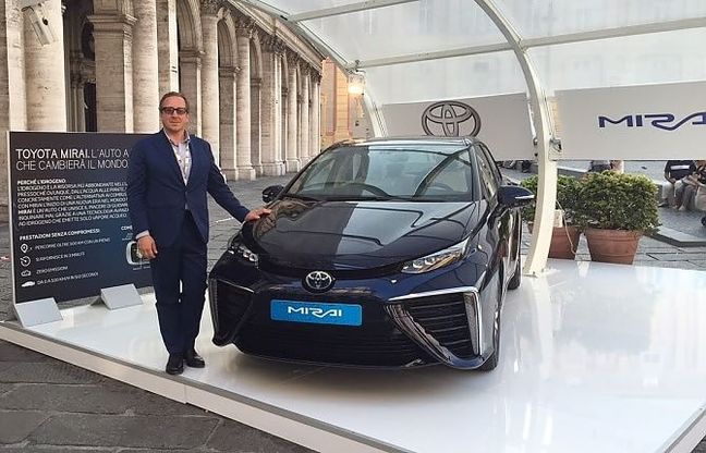 A.Carlucci (Toyota): "L'Italia necessità di Infrastrutture per l'Idrogeno"