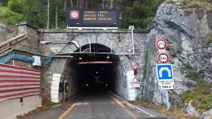 Schiaffo dalla Francia, il traforo del Tenda ancora chiuso. Cirio: “Faccio causa”