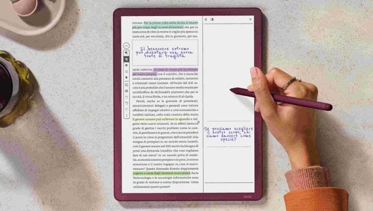 Kindle Scribe Colorsoft arriva in Italia: lettura e scrittura ora sono a colori