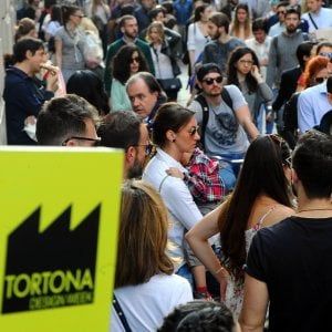 Noi trentenni, schiacciati tra vecchi e giovani