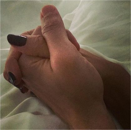 Valentino Rossi e la fidanzata, uniti su Instagram: ''Bisogna sapersi rialzare''