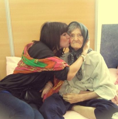 Trump, Twitter si scaglia contro il Muslim Ban: "Questa è mia nonna. Non una terrorista"