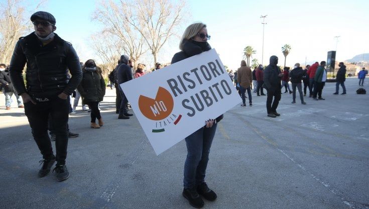 Covid, i ristoratori toscani non hanno esaurito i ristori della Regione: avanzano 8 milioni e il tesoretto fa gola