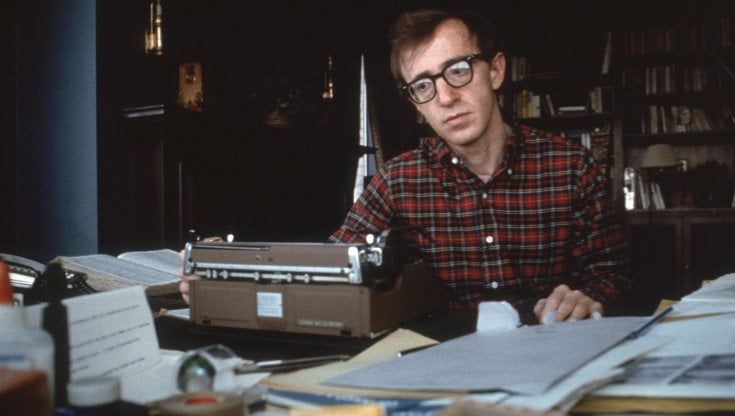 Intervista a Woody Allen: "Sul set c'è troppa gente, preferisco stare a casa a scrivere"