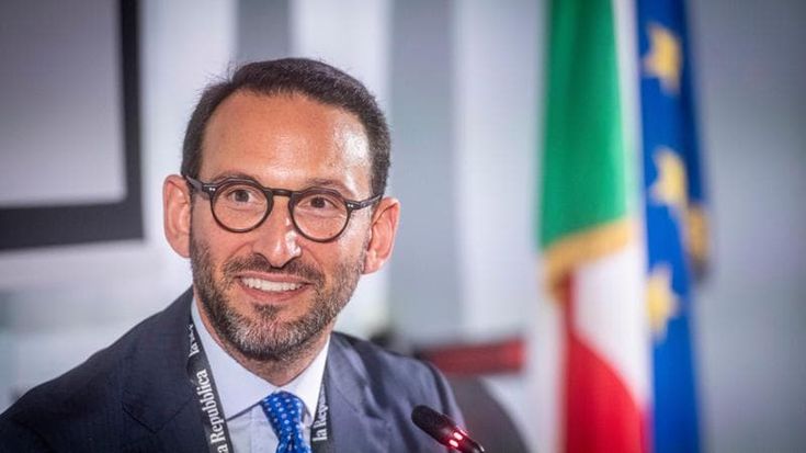 Freni: “I diritti non sono una prerogativa della sinistra. Non condivido Vannacci sugli omosessuali”