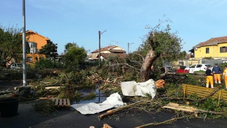Catania, tromba d’aria e maltempo. Musumeci annuncia lo stato di calamità