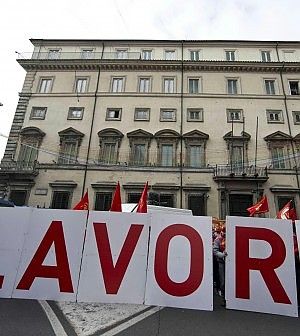 Il lavoro temporaneo cresce del 9%. <br />Adecco: "La recessione Ue &egrave; finita"