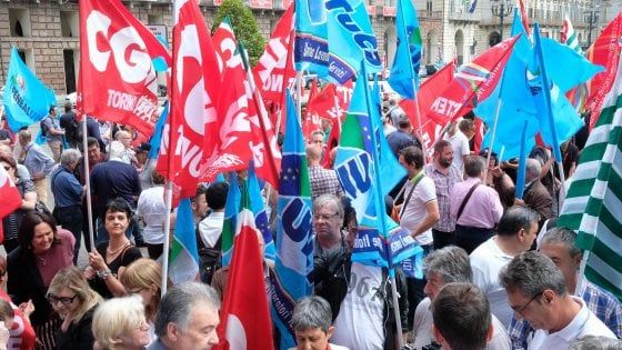Stipendi e benessere, aumenta il divario Nord-Sud. Le paghe di Milano 2,5 volte sopra quelle di Vibo Valentia