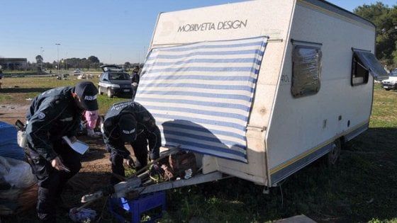 Bari, in comunità 5 bambini trovati scalzi per strada. Appello sui social: "Raccogliamo abiti per loro"
