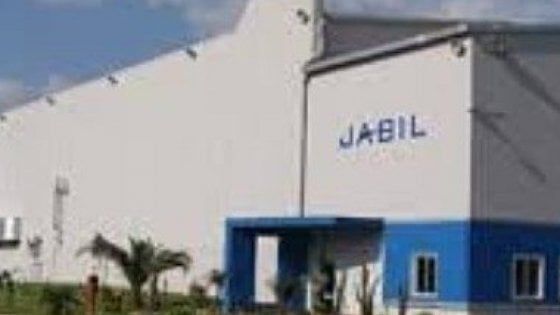 Jabil: tre aziende disposte ad assumere addetti in esubero