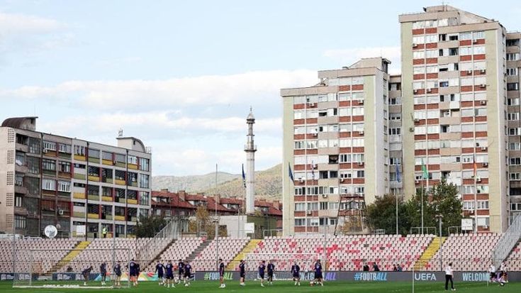 “Affittasi balcone per vedere Bosnia-Italia”. L’annuncio del tifoso che ha fatto impazzire la rete