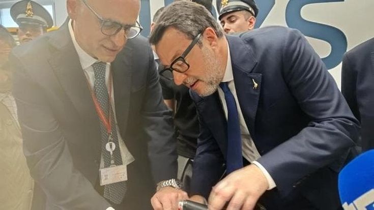 Tajani-Salvini, lite sui vincoli Ue. Poi la frenata sullo scostamento