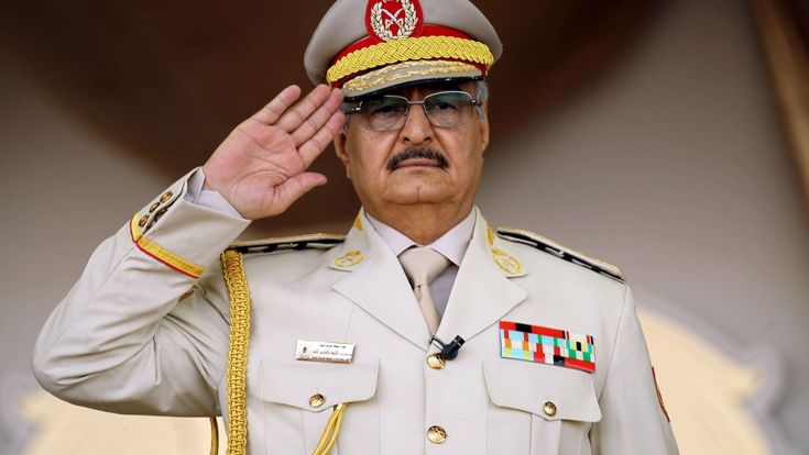 Dopo Gheddafi e la Cia l'eterno comandante Haftar ora si allea con i sauditi