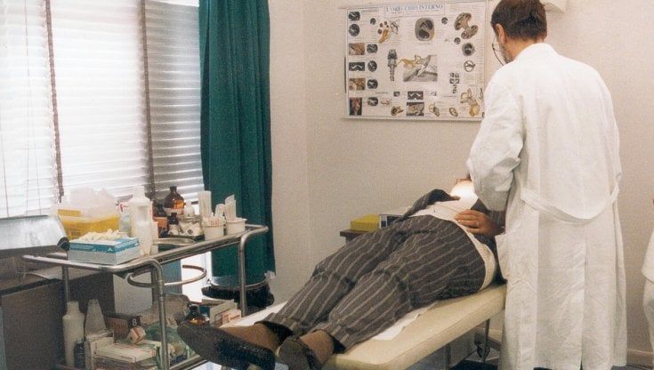 Il Covid "rallenta" la sanità: dieci milioni le visite perse per la pandemia