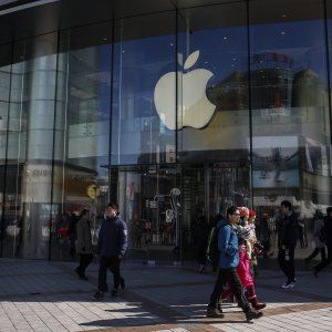 Morozov and Apple's Choice: "We Are Right to Say No: Everybody's Privacy is at Risk"