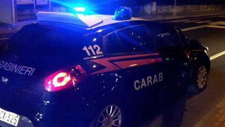 Terracina, muore folgorato mentre ruba il rame da un traliccio dell'alta tensione