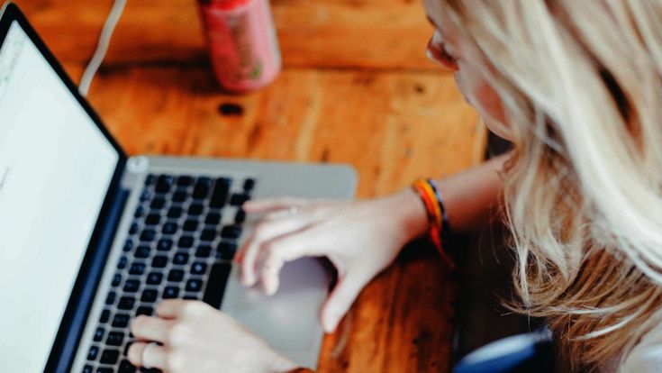 Smart working:  il  diritto di disconnessione travolto dal coronavirus
