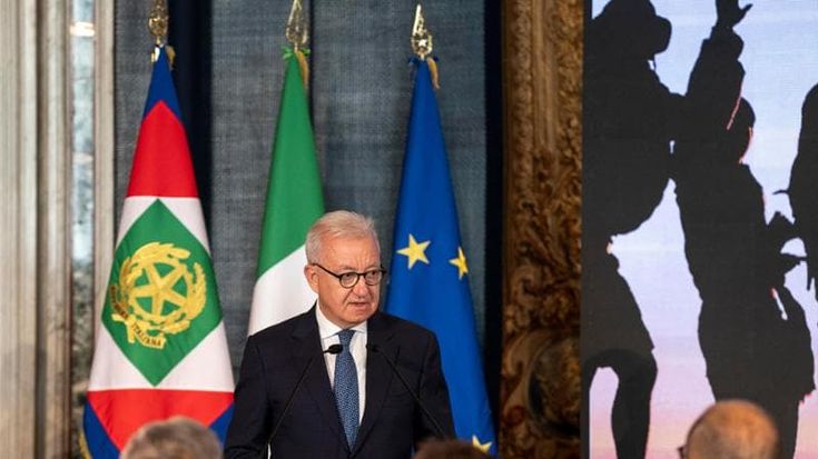 La scommessa di Giorgia per uscire dalla tempesta. Lei e Mantovano in corsa per il Quirinale