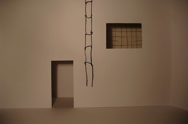 "Strati d’animo", in mostra al castello aragonese l’arte di Pierpaolo Lista
