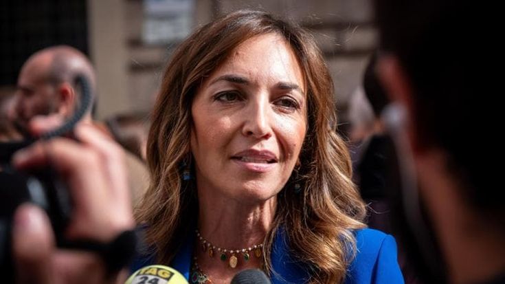 La senatrice M5s Castellone: “Grillo non si può cacciare. Il sogno è partito da lui”