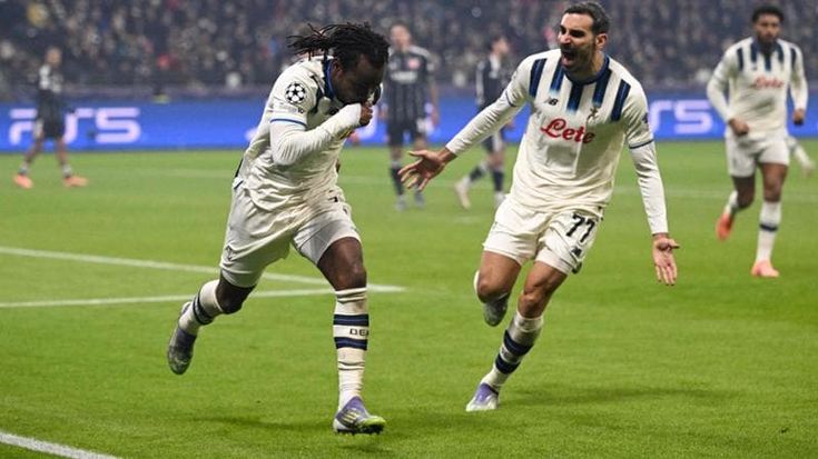 L’Atalanta dilaga a Francoforte: 3-0 confezionato in 5 minuti, Lookman si sblocca in Europa
