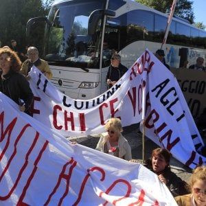 Roma, la protesta della Fondazione Piccolomini contro il parcheggio del Comune 