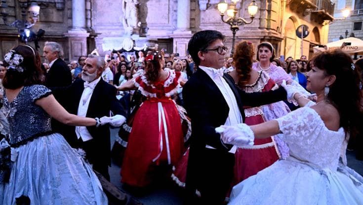 Palermo danza con il Gattopardo per l’inaugurazione del Biondo
