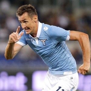 Lazio, Klose recupero lampo: niente Germania, gi&agrave; si allena