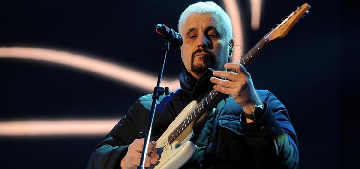 Pino Daniele canta Napoli:<br />"Tutti sul palco, difendiamo la musica"