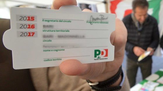 Pd, tessere gratis a Napoli, Orlando: "L'avevo detto". Orfini: "Casi isolati, prenderemo provvedimenti"