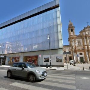 Rinascente, guerra di cifre sul canone ma il tesoro su cui si litiga è la licenza commerciale 