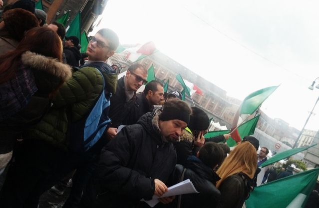 Anche a Napoli<br />la rivolta dei forconi<br />&nbsp;