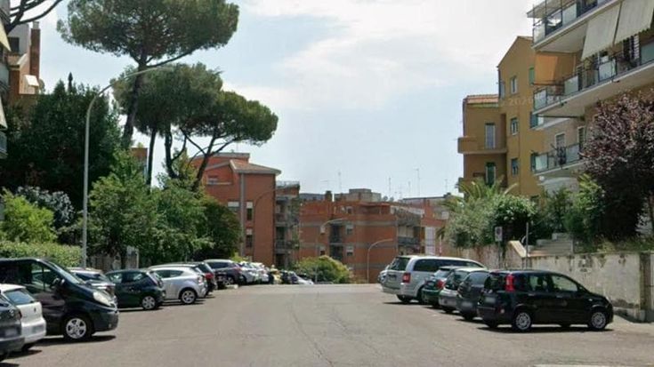 Sfratti in via dei Giornalisti: 80 famiglie a rischio nelle case del fondo Investire Sgr