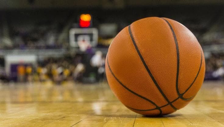 Certificati falsi di malattia, poliziotto indagato per truffa a Canosa: andava a giocare a basket