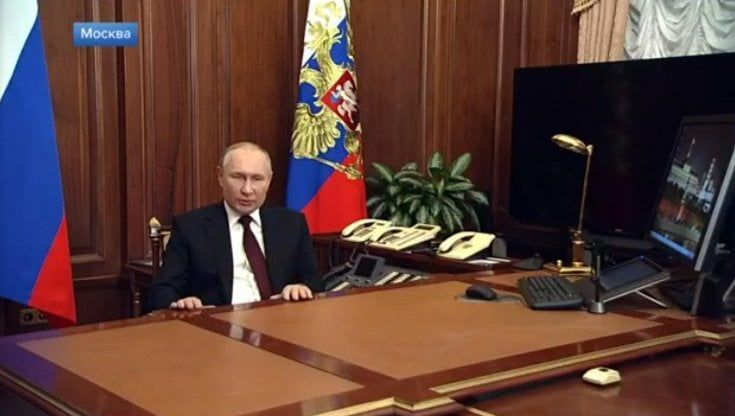 Ucraina-Russia, Draghi: "Ferma condanna per la decisione inaccettabile di Putin. Dialogo essenziale ma prepariamo sanzioni"
