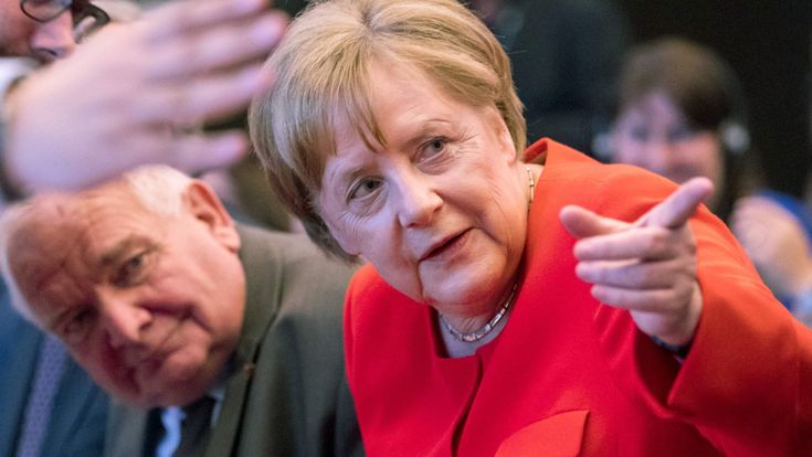 A Merkel il consenso di un italiano su due